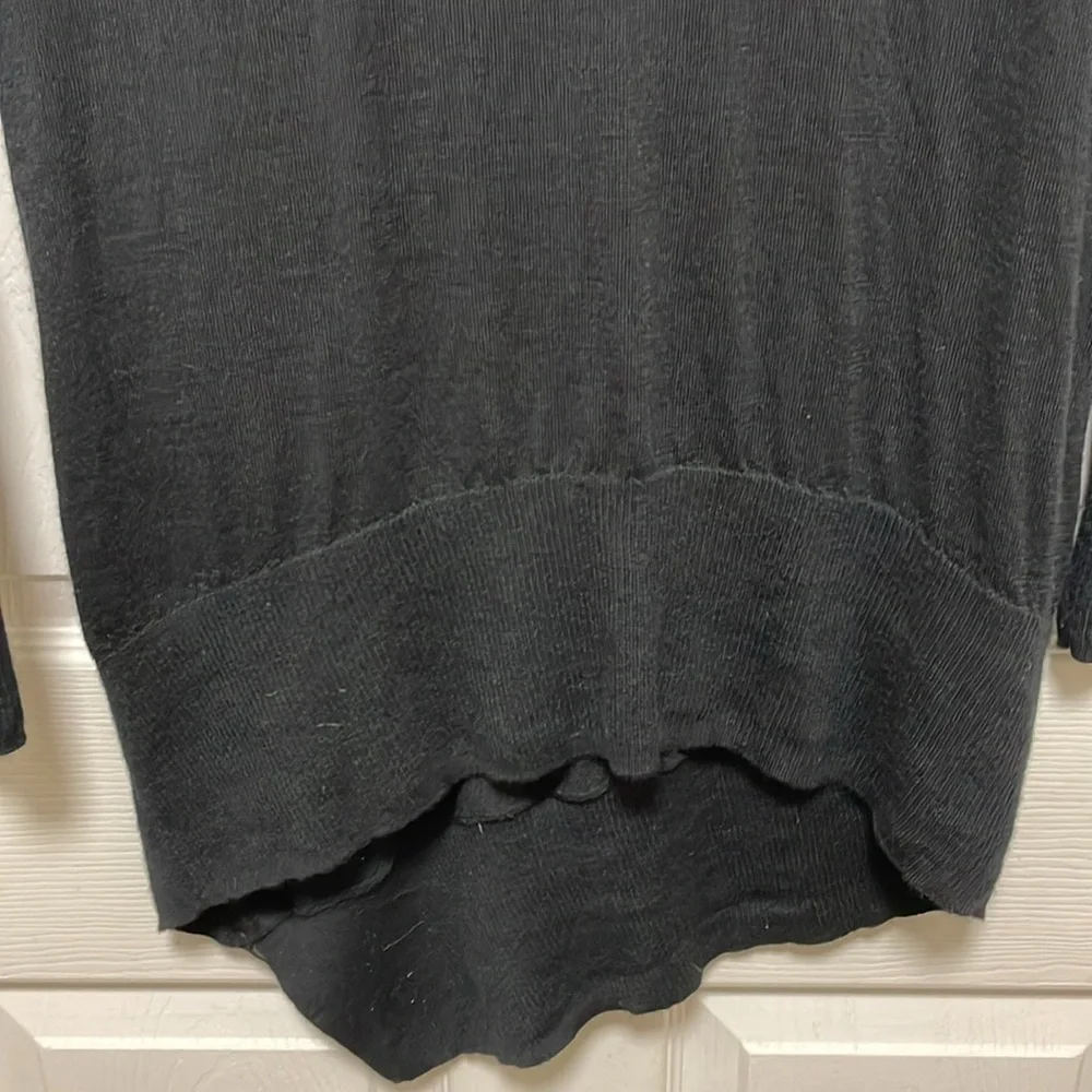 TAHARI | Long | Cowl Neck | 100% ExtraFine Merino Wool | Black | Sweater| Size S - Picture 3 of 15